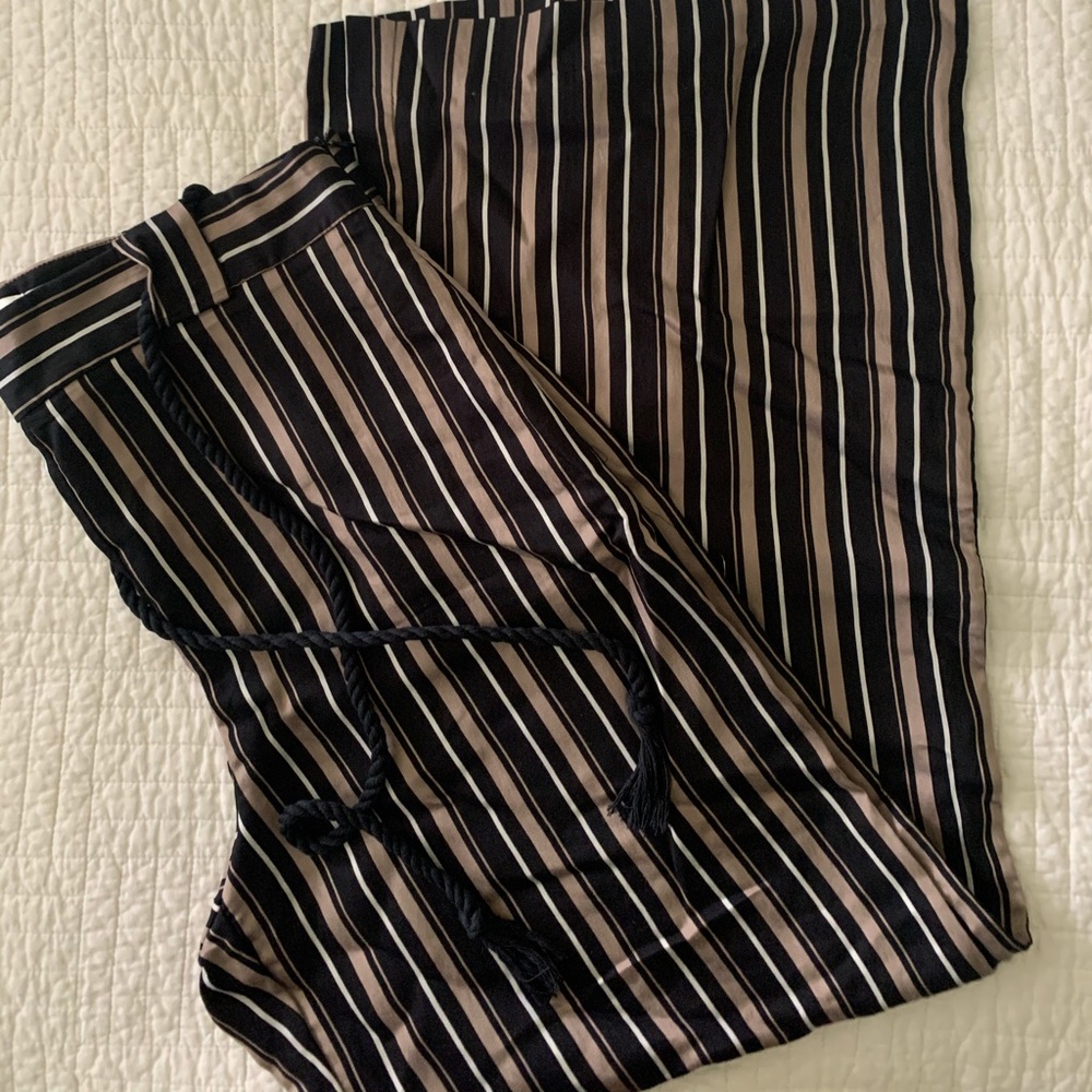 Wide leg pants